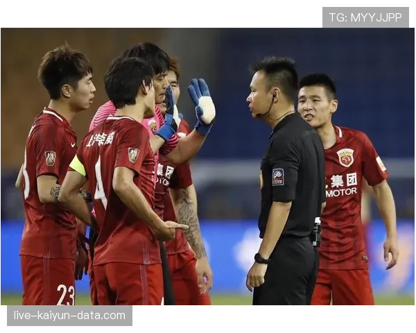 裁判报告在足球比赛中如何详细记录判罚与规则执行细节